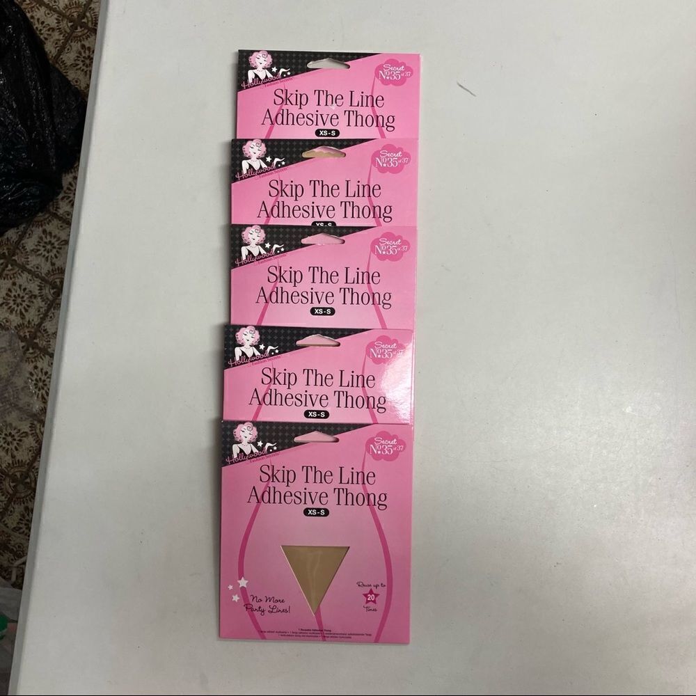 HOLLYWOOD Fashion Secrets, Skip the Line‎ Adhesive Thong Xtra Small-Small, 5 pkg